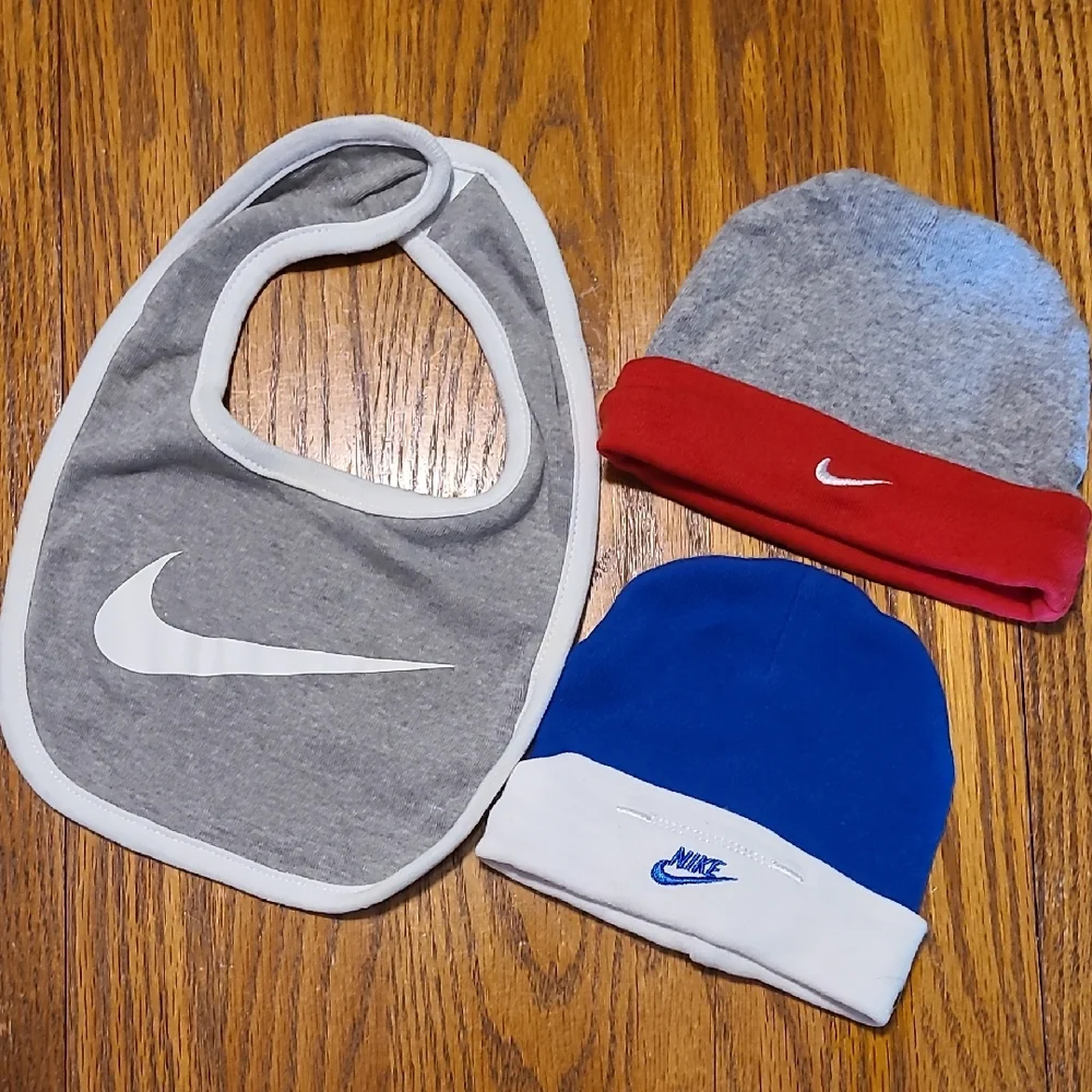 Nike Kids' Gray& Red, and Blue& White Beanie and Bib Set